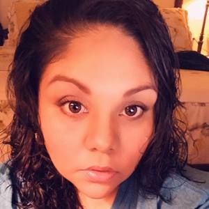 Meet your Posher, Amada